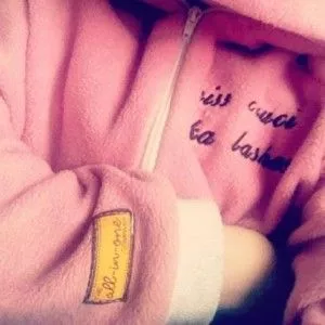 Onesie Reviews: Kayleigh Tweets her Onesie