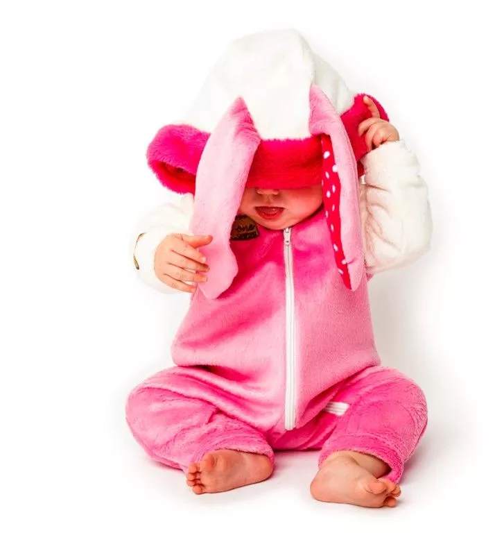 Look what’s over ‘ear! – Onesie Promotion