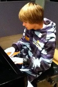 North firm's sleep suit keeps One Direction warm