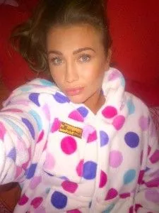 Celeb stars of Dancing on Ice 2013 are tweeting mad about their All-in-One Company Onesies